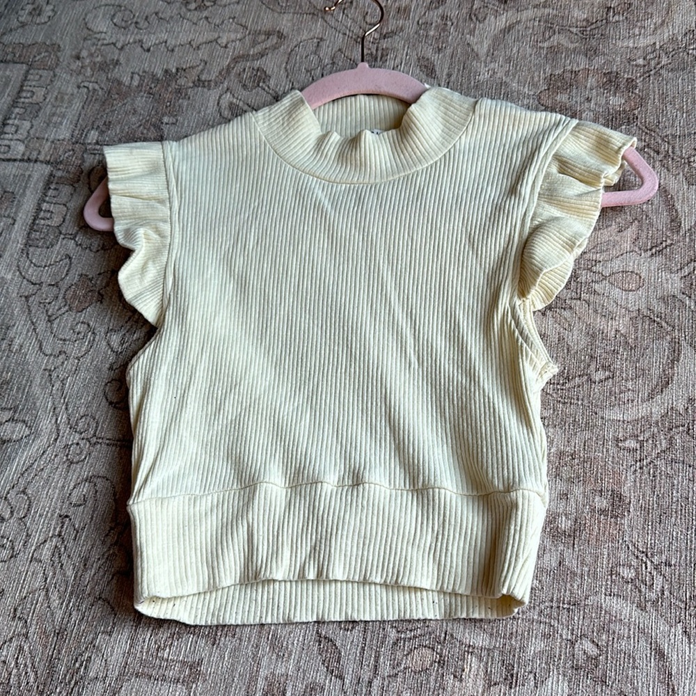 Storia light yellow cropped top, medium
